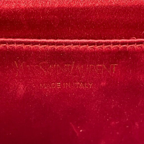 Saint Laurent YSL Belle de Jour Red Patent Leather Clutch Bag - Preowned - Picture 13 of 15